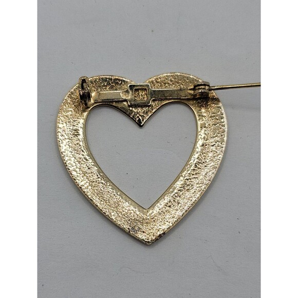 Heart-Shaped Scarf Clip / Brooch Pin - Picture 3 of 3